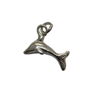 Dijes de plata antiguos, dijes y cuentas de plata, dijes de plata esterlina Baby Silver Oyster Charm - Product Image 1