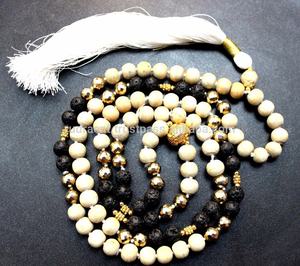 Tulsi Lava oro pirita bohemio budista Yoga Mala collar con borla de seda diseño anudado-regalo y ocasión de fiesta - Product Image 2