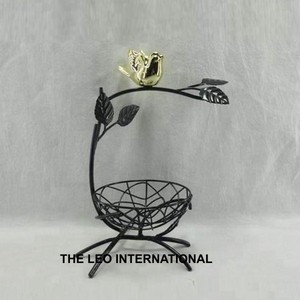 Bougeoir en métal noir plaqué, design en forme d'oiseau volant, design feuillu simple, luxe léger, ornement européen pour la maison, vente - Product Image 1