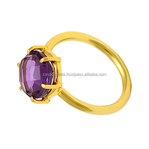 Anillo de Plata de Ley 925 con piedras preciosas de amatista de corte redondo con Juego de puntas Anillo de plata chapado en oro Anillo de moda de último diseño. - Product Image 2