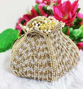 Sacs en tissu artisanal Golden Embroidery Work Potli pour femmes et filles mariage potli à la main à bas prix par LUXURY CRAFTS - Product Image 1