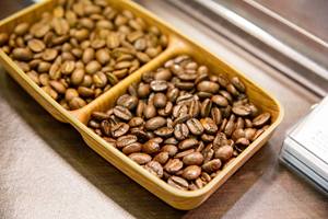 กาแฟอาราบิก้าเวียดนามคั่วคุณภาพสูง HAN แบรนด์ส่วนตัว บรรจุถุง 500 กรัม 1 กิโลกรัม 20 กิโลกรัม ราคาดี พร้อมตัวอย่างฟรี - Product Image 2
