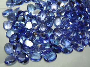 พลอย tanzanite สีม่วงธรรมชาติที่สวยงามอัญมณีเจียระไนแบบหลวมเกรด AAA Tanzanite - Product Image 2