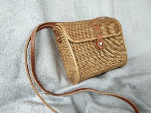 กระเป๋าคลัทช์หวายวินเทจจากเวียดนาม - Product Image 3