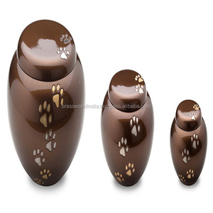 Brassworld India's ODYSSEY Urne funéraire pour animaux de compagnie marron Fournitures funéraires en laiton fabriquées à la main - Product Image 1