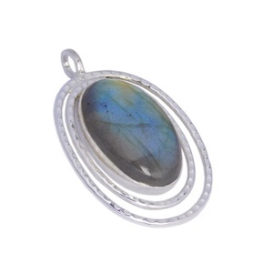 Conception la plus populaire Pendentif en argent sterling 925 Labradorite avec pierres précieuses Pendentifs et breloques Bijoux en argent faits à la main - Product Image 1