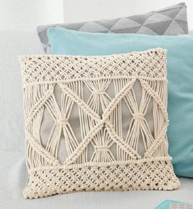 Housse de coussin en macramé douce et naturelle Design carré vintage tricoté pour la maison et l'hôtel directement du fournisseur - Product Image 2