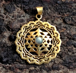 Nueva moda Boho círculo forma latón labradorita collares oro para mujeres piedra Natural joyería de moda collar - Product Image 4