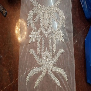 แผ่นประดับเลื่อมคริสตัลติดลูกปัด,แผ่นสำหรับงานตัดเย็บเสื้อผ้า - Product Image 1