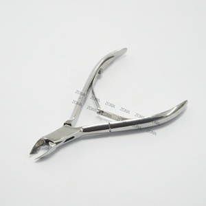 Outils de soins de beauté professionnels super fins Pince à cuticules en acier inoxydable de haute qualité Double face personnalisable Marque privée - Product Image 4