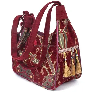 Bolso Turco Auténtico con Borlas, Tela Color Borgoña y Diseño de Tulipanes... Desde Turquía - Product Image 1