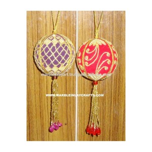 งานปักลูกบอลแบบแขวน - Product Image 1