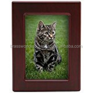 Cadre Photo pour chat, urne de crémation pour animaux de compagnie par Brassworld fournitures de funérailles indiennes - Product Image 1