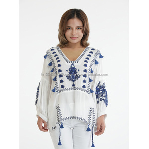 Chemisier brodé à manches lanternes pour femmes, élégant, blanc et bleu, haut à contraste, Style européen, nouvelle collection - Product Image 1