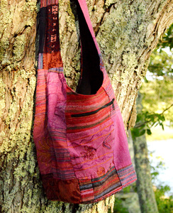 Sac à bandoulière en coton brodé vintage fait à la main unisexe Sling Style PU doublure en cuir Patchwork Design Logo motif inspiré - Product Image 3