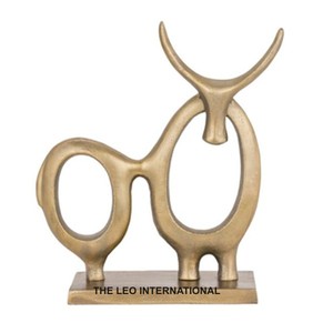 Escultura de Toro, Decoración para el Hogar - Product Image 1