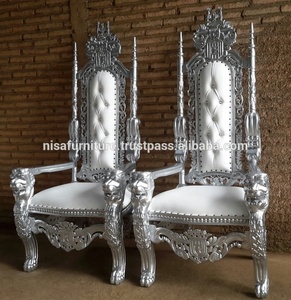 Chaise de trône en cuir de luxe à dossier haut tête de lion royale, meubles capitonnés en tissu français, sculpture sur bois, finition argentée pour style traditionnel - Product Image 4