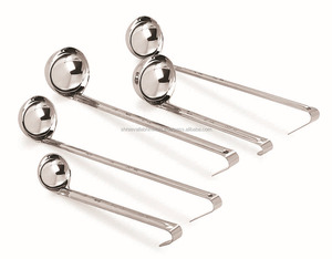 Cuchara de acero inoxidable con gancho para servir alimentos o uso personal Material de metal duradero para obsequios - Product Image 1