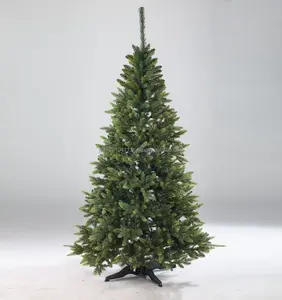 圣诞树像天然云杉-人造树
