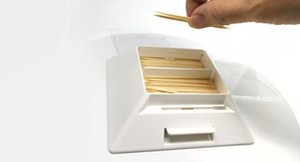 Distributeur automatique de cure-dents en plastique pyramidal, marque Welter, capacité de 150 à 200 pièces, certifié CE/UE avec impression de logo - Product Image 3