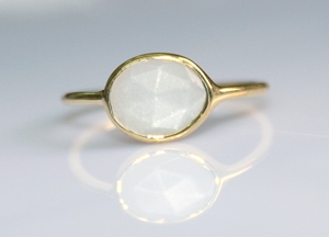 Meilleure qualité 100% authentique trillion arc-en-ciel pierre de lune pierre précieuse bague 18k pur or jaune empilable bague bijoux fins - Product Image 4