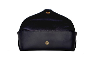 2025 New Travel Sunglasses Organizer xách tay chính hãng Da Kính mắt trường hợp biểu tượng tùy chỉnh không thấm nước Deluxe Kính mát gấp trường hợp - Product Image 5