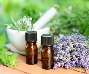 100% น้ำมันลาเวนเดอร์บริสุทธิ์จากอินเดีย - Product Image 2
