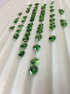 หินอะเล็กซานเดรต์ธรรมชาติ3มม.,หินหลวมเปลี่ยนสีตามธรรมชาติ - Product Image 2