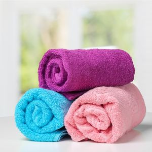 Serviettes de bain de couleur unie de bonne qualité 100% serviettes d'hôtel personnalisées en coton avec exportateur de logo en Inde. - Product Image 3