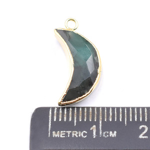 Pendentif plaqué or avec voile en forme de lune, bijou d'émeraude, de 19 à 21 MM - Product Image 3