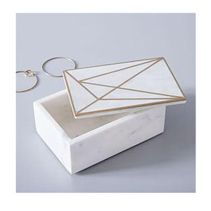 Bougeoirs en pierre blanche - Product Image 1