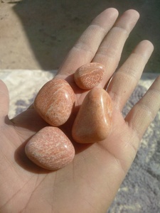 Guijarros pulidos Rosa Aventurina dorada natural, decoración especial para jardín y hogar, uso al aire libre, Material de piedra natural - Product Image 4