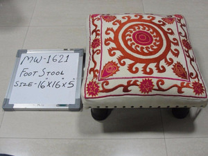 Décoration d'intérieur, repose-pieds carré bas, rembourré, en bois, petit repose-pieds - Product Image 2