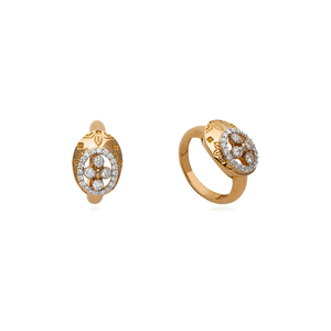 Elegante anillo de bodas de oro rosa de 18kt con diamantes deslumbrantes Lujo Romántico para su Día Especial - Product Image 1