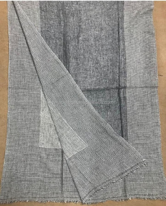 2 Face Reversible Yarn Dyed 100% Cachemira Bufanda Elegante Accesorio de invierno - Product Image 1