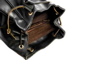 Sac à dos mini léger en cuir véritable pour femme, style coréen, polyvalent, décontracté, avec fermeture éclair et logo tendance, idéal pour l'école et les voyages - Product Image 6