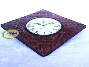 นาฬิกาแขวนผนังไม้โบราณ INAM HANDICRAFTS รูปทรงสี่เหลี่ยมแกะสลัก งานแฮนด์เมด ตกแต่งบ้าน - Product Image 2