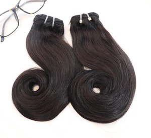 Cabello ondulado con punta de rizo súper doble dibujado con cierre de encaje 100% muestra gratis de cabello crudo virgen vietnamita - Product Image 1