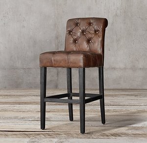 Chaise de bar en cuir rembourré, base en bois pour bar - Product Image 3