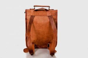 Hecho a mano Vintage 100% cuero genuino viaje marrón hombro mochilas niñas universidades escuela mochila mochilas para hombres y mujeres - Product Image 3