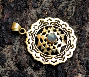 Nueva moda Boho círculo forma latón labradorita collares oro para mujeres piedra Natural joyería de moda collar - Product Image 5