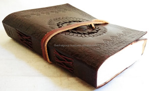 Handmade B5 kích thước đá giọng dây đeo đóng cửa Chất lượng cao dập nổi da chính hãng Tạp Chí máy tính xách tay cho văn bản Quà Tặng Ý Tưởng - Product Image 4