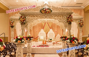 Trending Wedding Mandap con tema blanco Indian Wedding Mandap Set Decoración Hindú Tradicional Indian Mandap Decor Malasia - Product Image 4