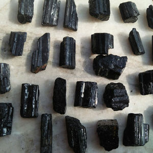 Pierres précieuses en vrac de tourmaline noire naturelle en poire ovale polie et formes de coussin fantaisie pour collier - Product Image 1