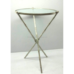 Mesas auxiliares modernas de metal chapado en plata para sala de estar, muebles para el hogar con características fijas de estilo de diseño tradicional - Product Image 1