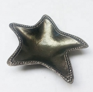 Plateau de service en métal aluminium Art Déco tendance, taille, forme et couleur personnalisables, usage décoratif multifonctionnel pour ustensiles de cuisine - Product Image 2