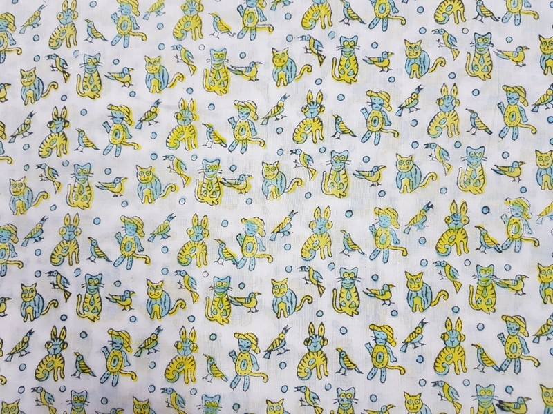 สีเหลือง