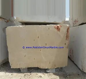 NATURAL STONE VERONA BEIGE MARBLE MONOLAMA BLOCKS