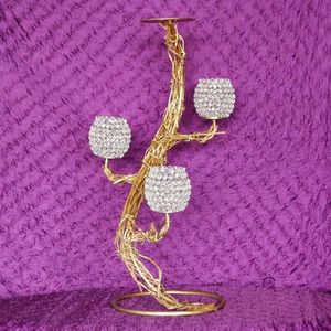 Bougeoir de pièce maîtresse en métal argenté avec bol en cristal pour décoration de mariage ou de fête - Product Image 3