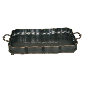 Plateau de service pour mariage Plateau de service en métal orné d'un fabricant classique pour restaurant Plateau de service en métal - Product Image 1